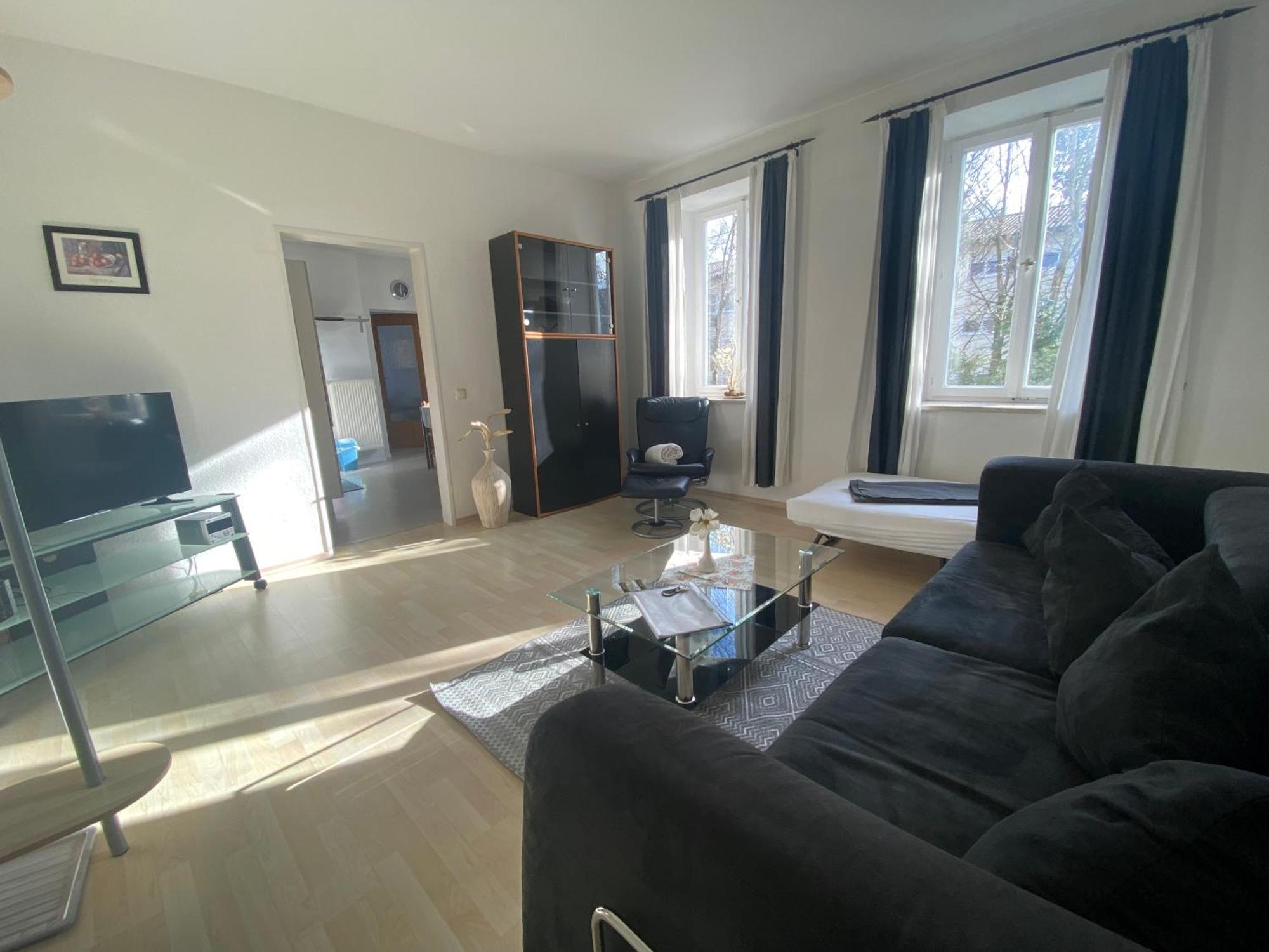 Ferienwohnung Am Franziskanergarten Bad Tolz Bilik gambar