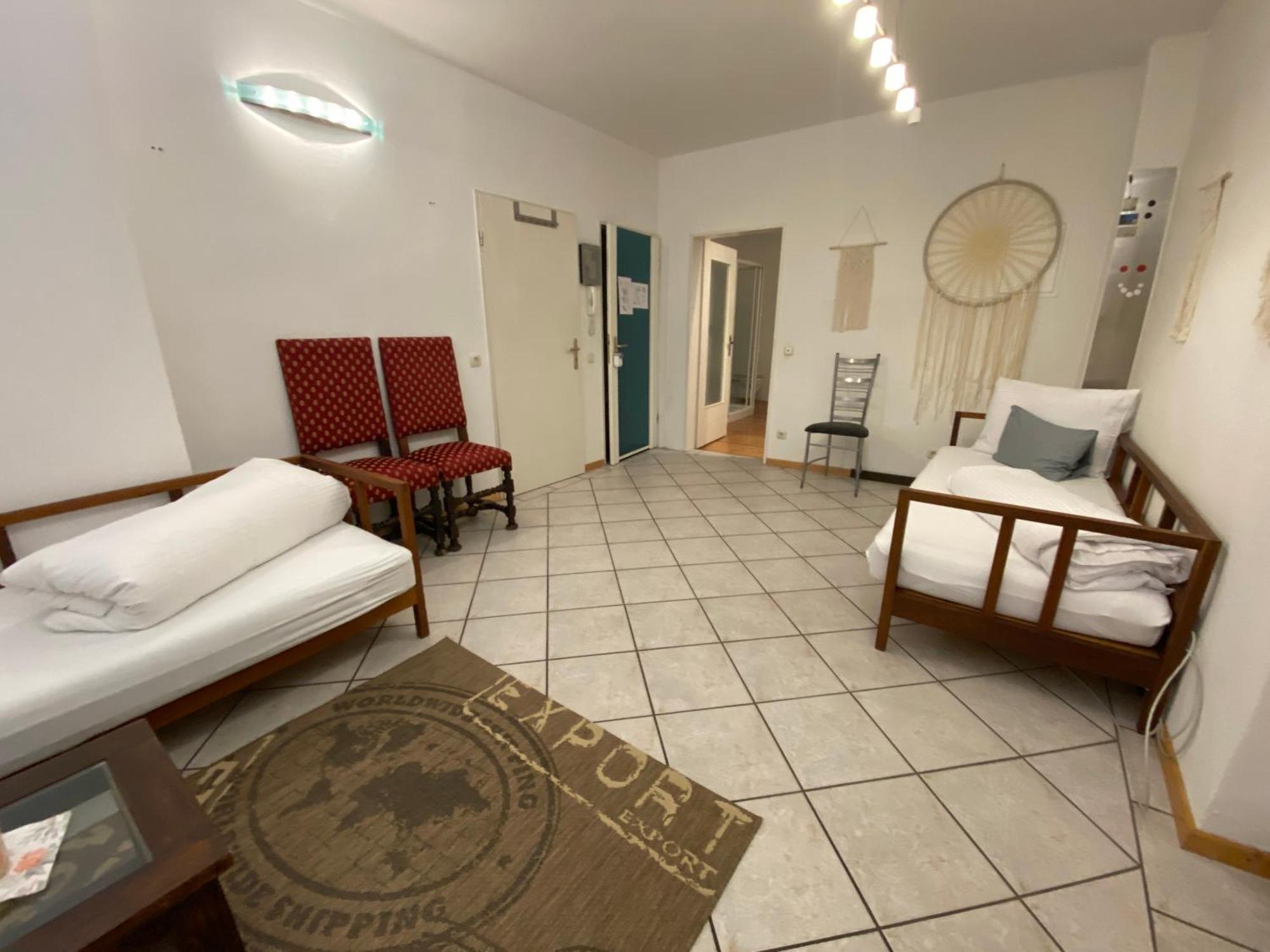 Ferienwohnung Am Franziskanergarten Bad Tolz Bilik gambar