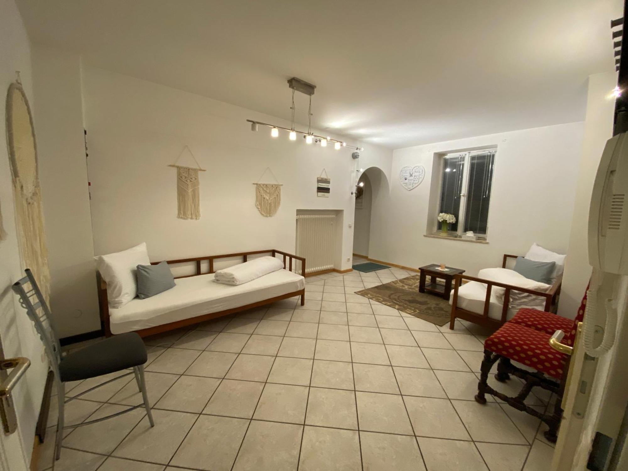 Ferienwohnung Am Franziskanergarten Bad Tolz Bilik gambar