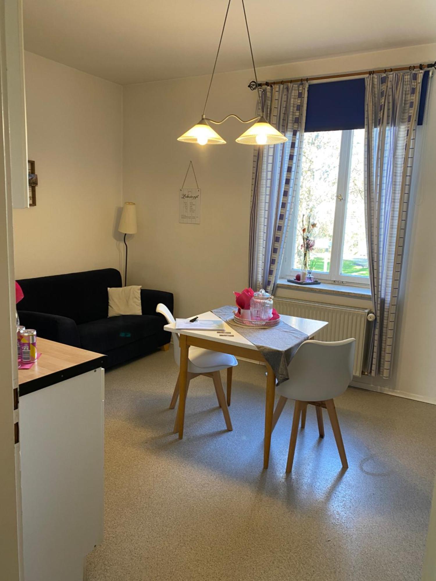 Ferienwohnung Am Franziskanergarten Bad Tolz Bilik gambar