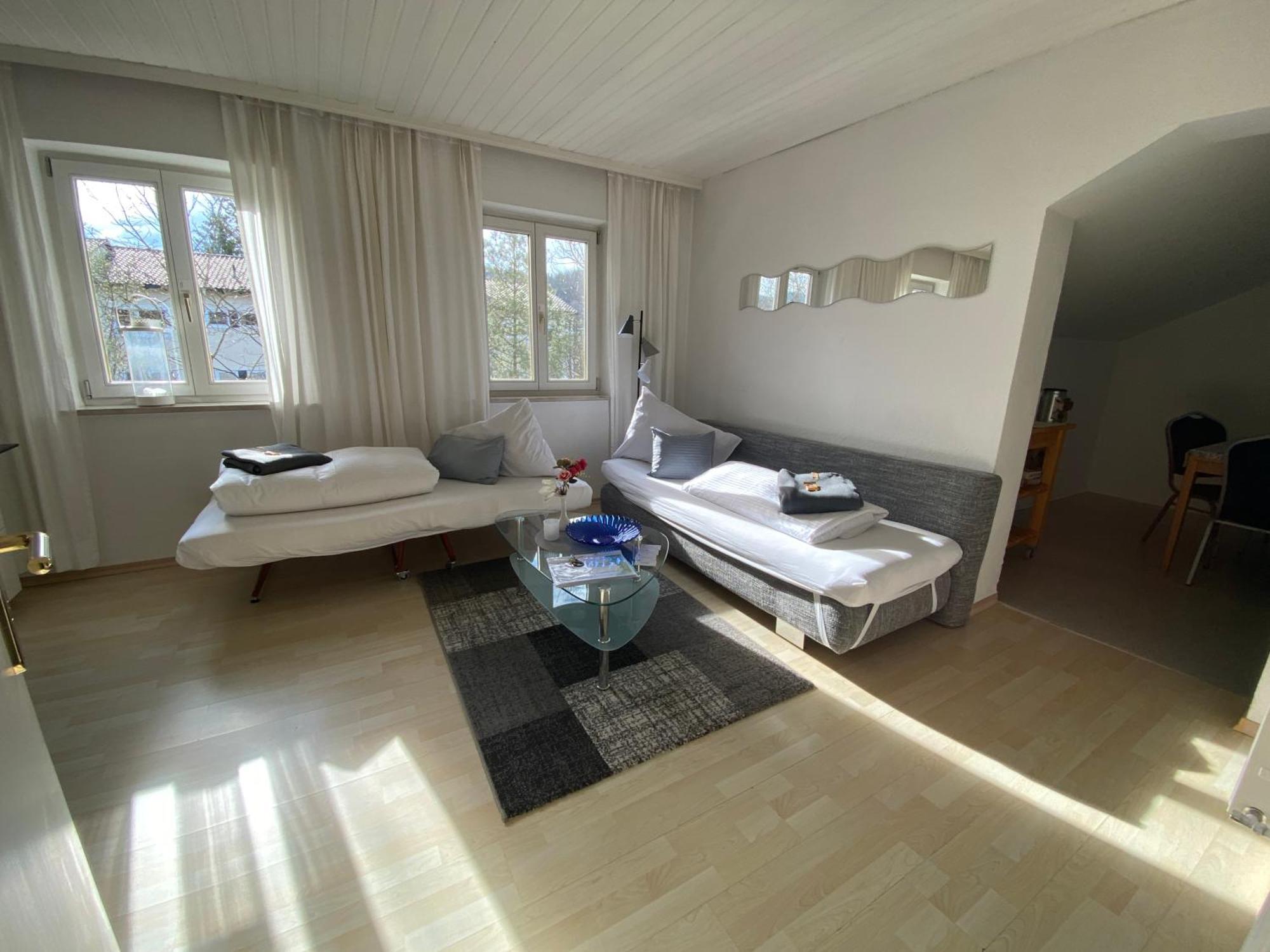 Ferienwohnung Am Franziskanergarten Bad Tolz Bilik gambar